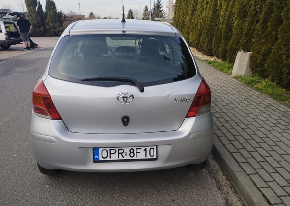 Toyota Yaris cena 10100 przebieg: 285724, rok produkcji 2009 z Krapkowice małe 79